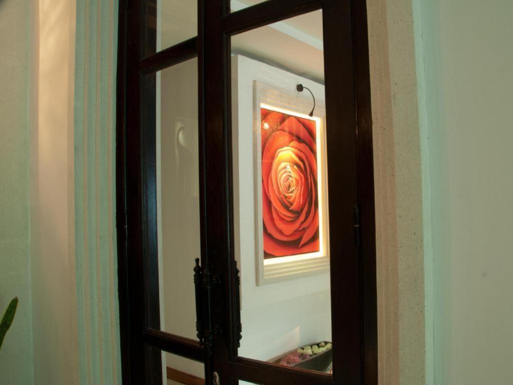 La Rose Boutique Hotel & Spa Phnom Penh Dış mekan fotoğraf